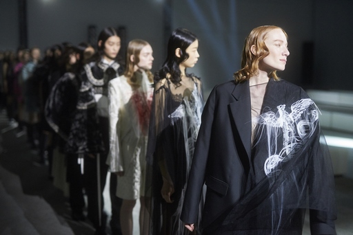 Berkenalan dengan Desainer Berbakat Tionghoa di Ajang Fashion Now 2 Tionkok2.jpg