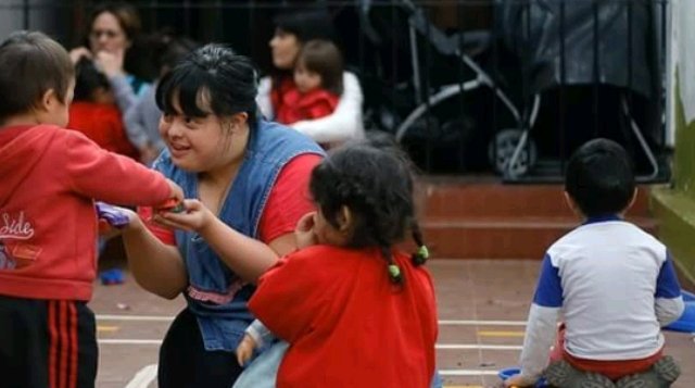 Noelia Garella, Perjuangan Down Sindrom Menjadi Guru