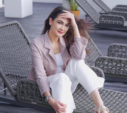 Para Selebriti Cantik Ini Ajak Anak Muda Indonesia untuk Memilih