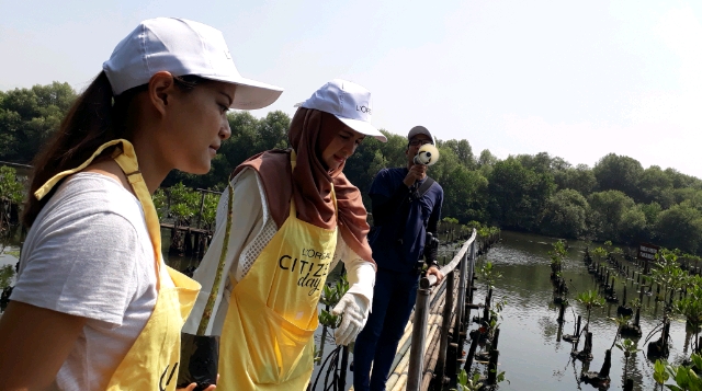 Shireen Sungkar Terjun Langsung Lestarikan Lingkungan