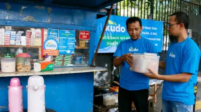 Kudo Pulihkan Warung Pasca Peristiwa 22 Mei