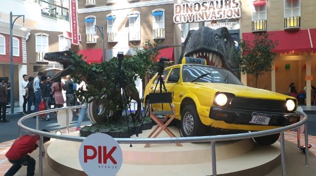 Liburan Seru di Dinosaurs City Invasion PIK Avenue