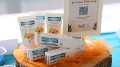 Rasakan Manfaat White-Neng Apricot Facial Scrub
