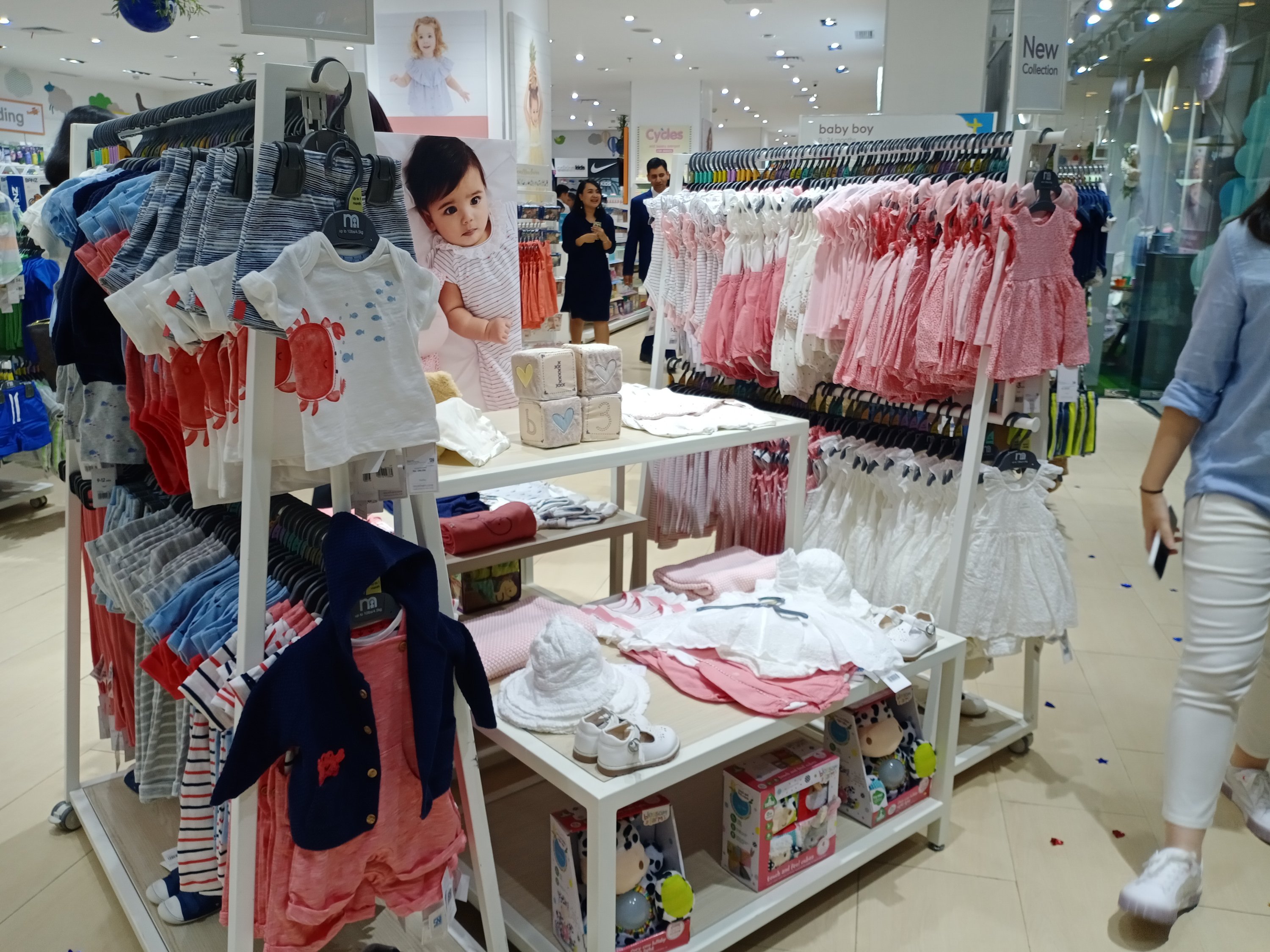 Kanmo Group Buka Gerai Flagship Mothercare di Jakarta