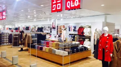 Uniqlo Buka Gerai di Mall of Indonesia