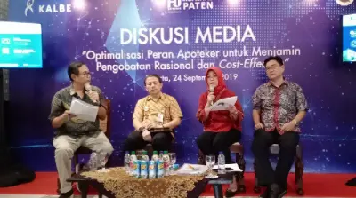 Peran Apoteker dalam Pengobatan yang Aman dan Efektif