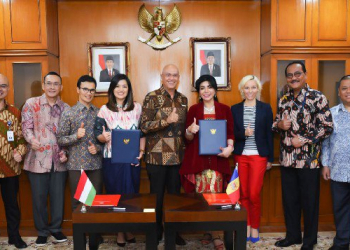 Prof. Dr. Deby Vinski Dinobatkan Sebagai Konsul Kehormatan Negara Moldova