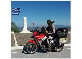 Stephen Langitan Luncurkan Buku "Naik Motor Seorang Diri, Jakarta - London 30.000 Km"