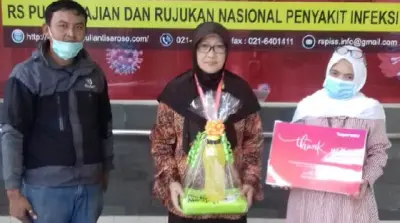 Tupperware Bantu Tenaga Medis Perangi Covid-19