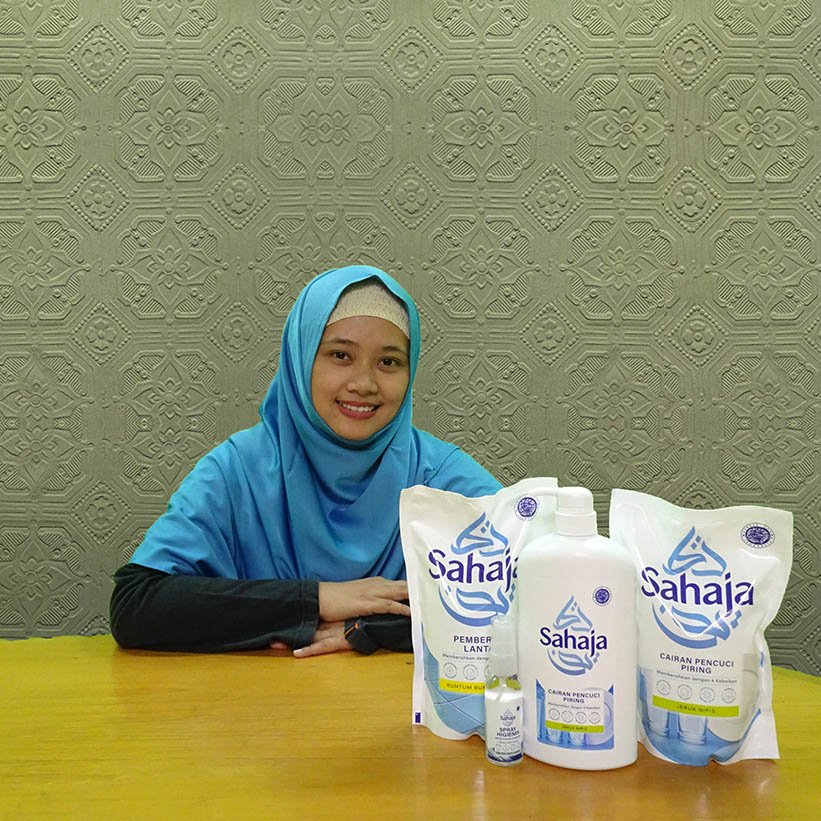 Unilever Luncurkan Rangkaian Perawatan Rumah Sahaja 2 Unilever Luncurkan Rangkaian Perawatan Rumah Sahaja
