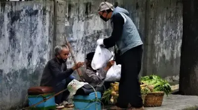 Komunitas Indonesia Trip Gelar #KITBerbagi Sembako