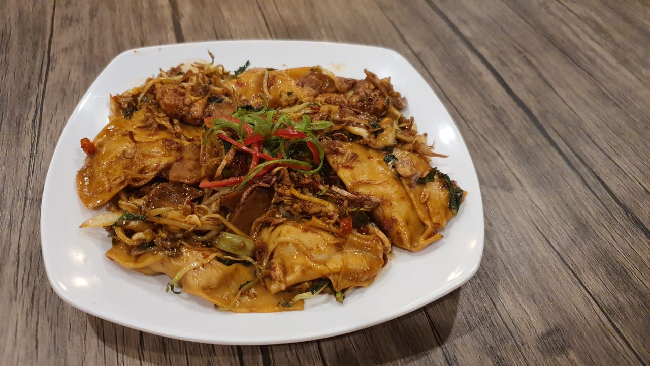 Cafe btw, Tongkrongan Asyik Buat Anak Muda di Jakarta Timur