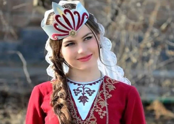 Tak Hanya Cantik, Perempuan Hunza Bisa Melahirkan Anak di Umur 65 Tahun