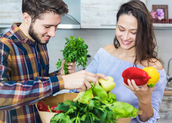 Asupan Nutrisi Seimbang Minimalkan Risiko Penyakit