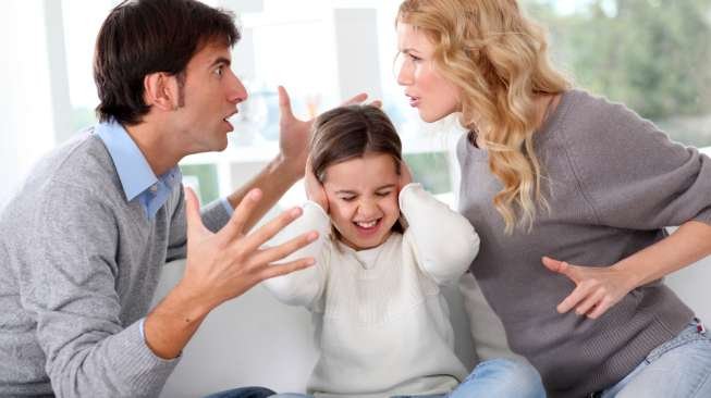 Pengaruh Pertengkaran Orang Tua Terhadap Perkembangan Anak