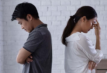 Dampak Buruk Pernikahan yang Tak Bahagia