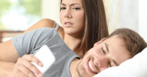 Jika Pasangan Berselingkuh Dimaafkan atau Ditinggalkan? 2 Jika Pasangan Berselingkuh Dimaafkan atau Ditinggalkan?