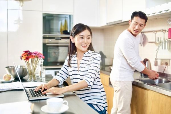 Tips Mengatur Waktu Saat Bekerja Dari Rumah 2 Tips Mengatur Waktu Saat Bekerja Dari Rumah