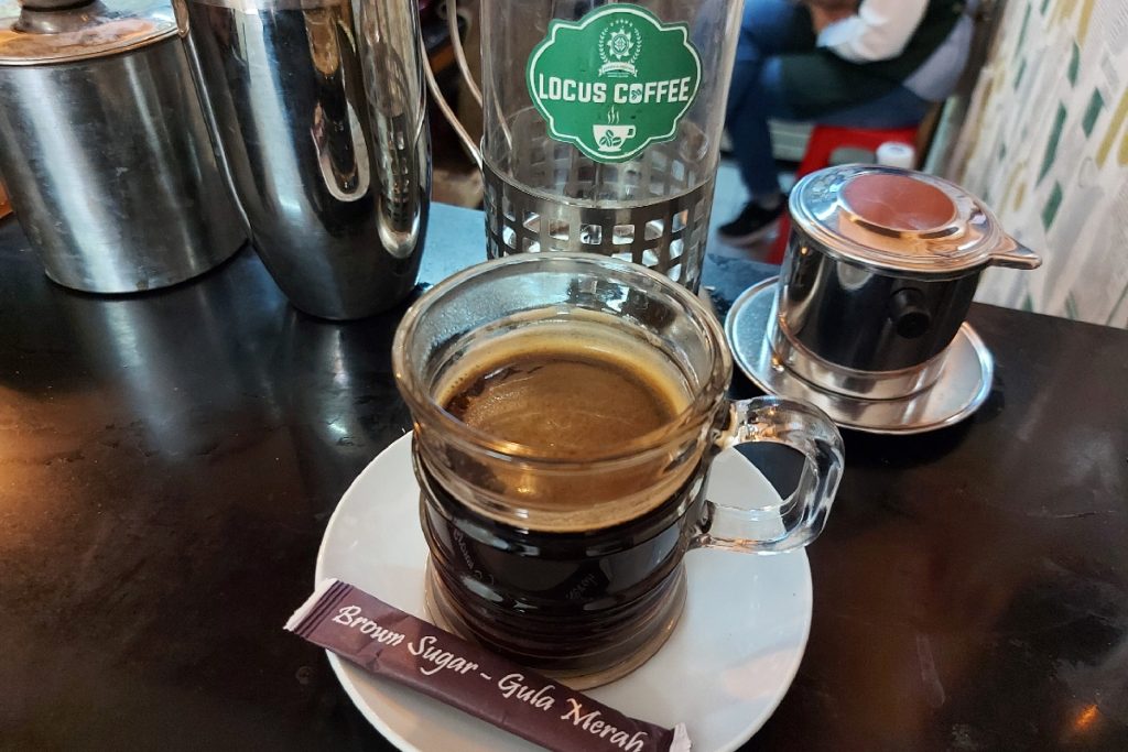 Menikmati Seduhan Kopi Locus Coffee 3 Menikmati Seduhan Kopi Locus Coffee
