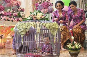 Hari Masyarakat Adat Internasional: Berbagai Jenis Upacara Adat yang Terkenal di Indonesia 3 Hari Masyarakat Adat Internasional: Berbagai Jenis Upacara Adat yang Terkenal di Indonesia