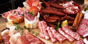 Bahaya Beberapa Makanan yang Menyebabkan Kanker Payudara