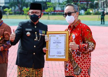 Aktif Dalam Penanggulangan Covid-19  Gerakan #IndonesiaPastiBisa Raih Penghargaan dari Pemkab Bekasi