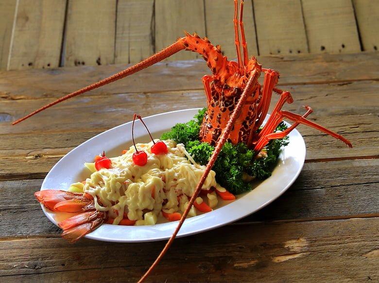 Rekomendasi Tempat Makan Terfavorit 4 Rekomendasi Tempat Makan Terfavorit