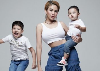 Intip Selebriti yang Mengantarkan Anaknya Sekolah