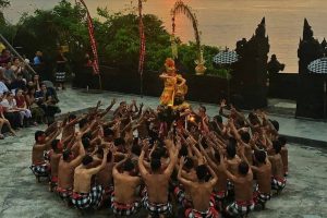 Tari Tradisional Nusantara Yang Terkenal Dan Mendunia 3 Tari Kecak