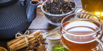 Manfaat dan Bahaya Terlalu Banyak Minum Teh