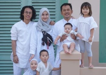 Cara Zaskia Adya Mecca Batasi Anak Bermain di Luar Rumah