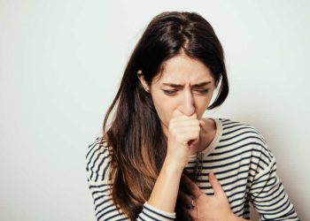 Makanan yang Harus Dihindari Ketika Batuk