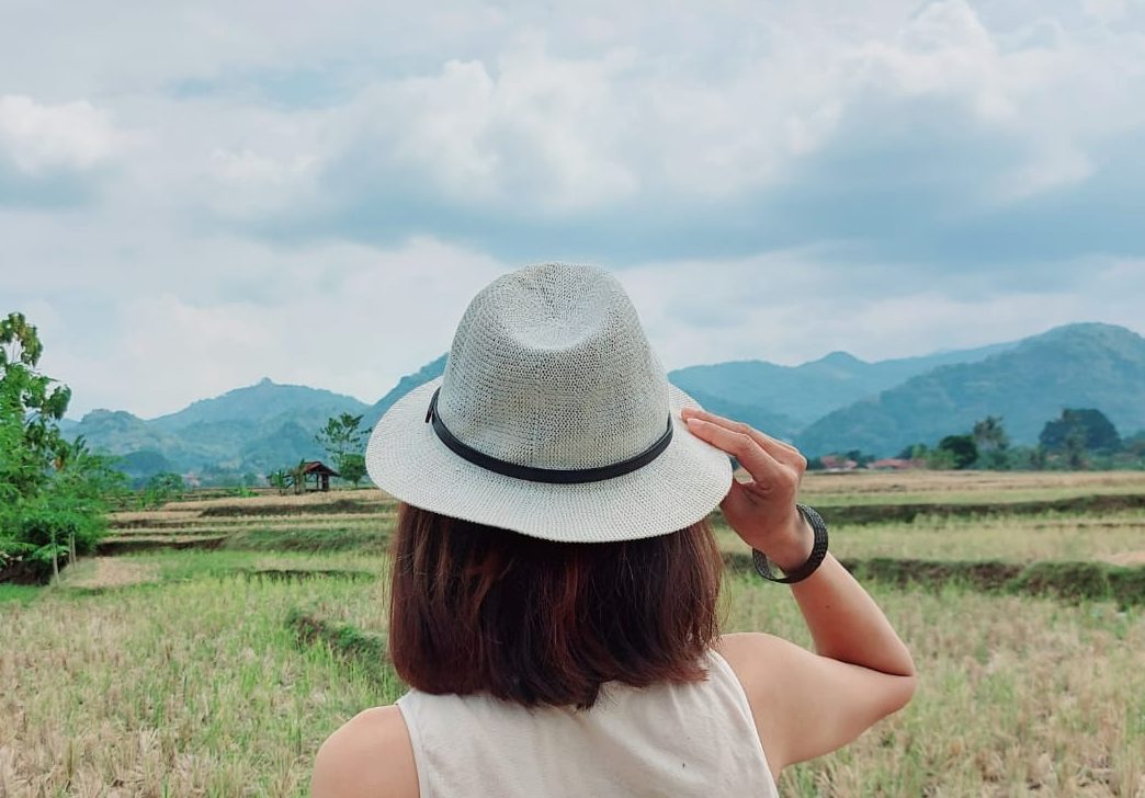 Tips Menghindari Paparan Sinar Matahari 5 Tips Menghindari Paparan Sinar Matahari