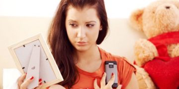 Menyimpan Barang Pemberian Mantan Perlukah?