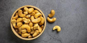 Benarkah Kacang Mete Bisa Mencegah Stroke?