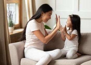 Menciptakan Premium Bonding Moment Ibu dan Anak Lewat 'Satukan Cerita'