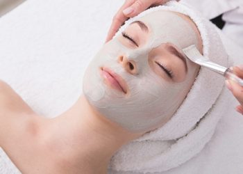 Mengenal Masker Wajah dan Manfaatnya