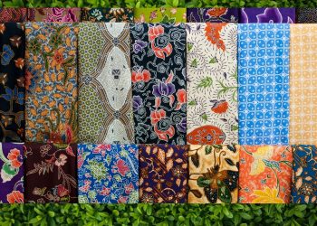 Merawat Baju Batik foto by Canva