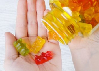 Jaga Kesehatan Tubuh dengan Rutin Mengkonsumsi Multivitamin