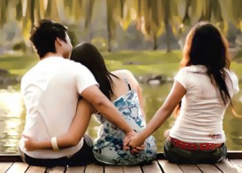 Normalkah Menyukai Orang Lain di Luar Hubungan?