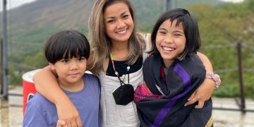 Cara Nirina Zubir Siaga Pertolongan Pertama di Rumah