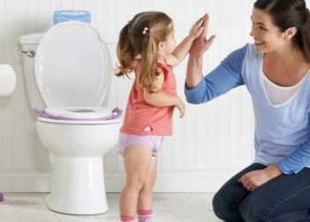 Sejak Kapan Anak Diajarkan Toilet Training?