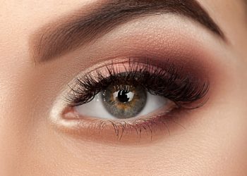 Tips Merias Mata Sipit Agar Terlihat Lebar