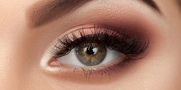 Tips Merias Mata Sipit Agar Terlihat Lebar