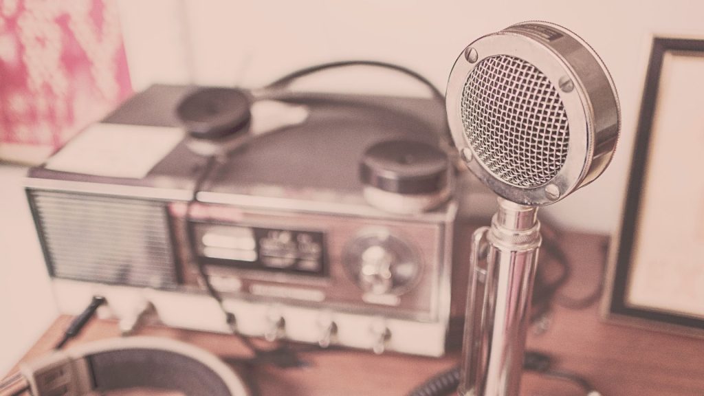 Sejarah Radio Sebagai Media Hiburan Dan Informasi 2 Sejarah Radio Republik Indonesia
