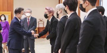 BTS Kunjungi Presiden Moon Jae In Di Blue House Untuk Upacara Pengangkatan Sebagai Utusan Khusus