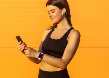 10 Manfaat Mendengarkan Musik Saat Olahraga