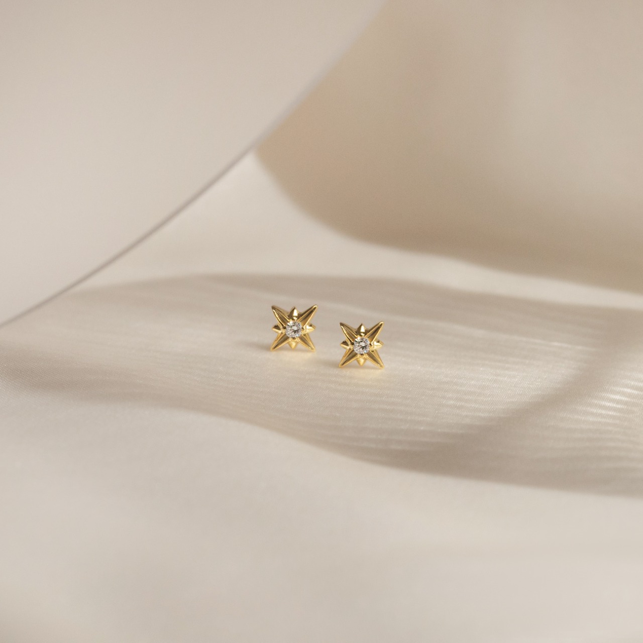 3 Koleksi Perhiasan Emas Lumine Terinspirasi dari Tradisi 'Wish Upon a Star'