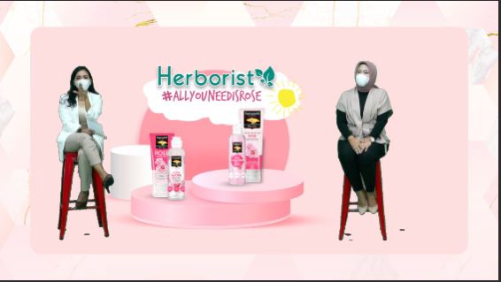 4 Langkah Perawatan Wajah dengan Ekstrak Bunga Mawar_Womanindonesia1