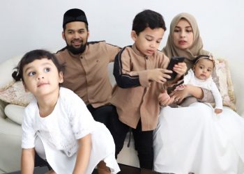 4 Pasangan Selebriti dengan Rumah Tangga Harmonis_Womanindonesia.jpg